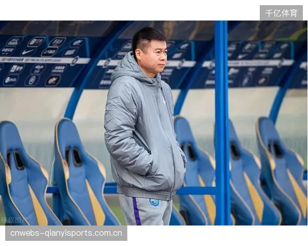 于根伟治下津门虎丰富角球套路，短传配合渗透对手低位防线。